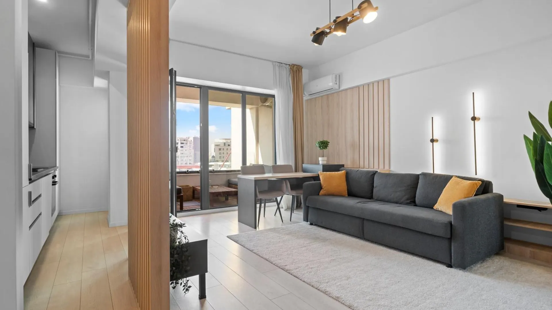 Union Plaza Balcony Bliss Apartment Bucharest